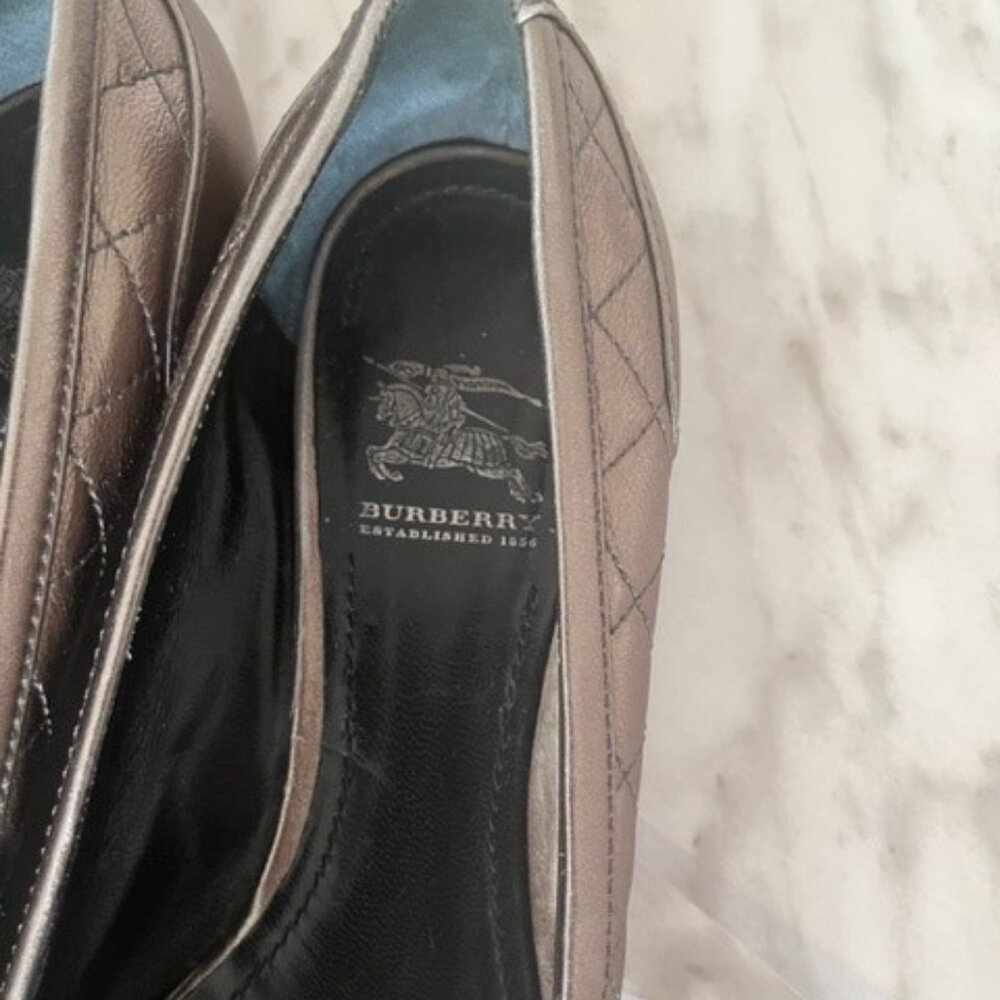 Burberry Ballet Flats (AUTHENTIC) - Picture 4 of 6